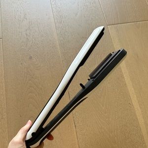L’OREAL PROFESSIONAL • STEAMPOD Flat Iron & Styler